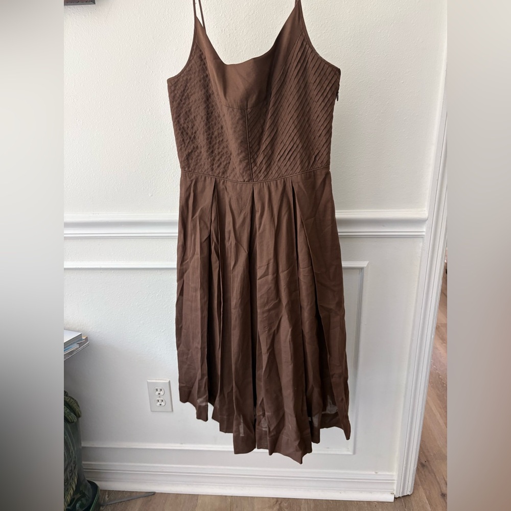 Gorgeous chocolate brown Tory Burch lined Sleeveless Dress with side zipper